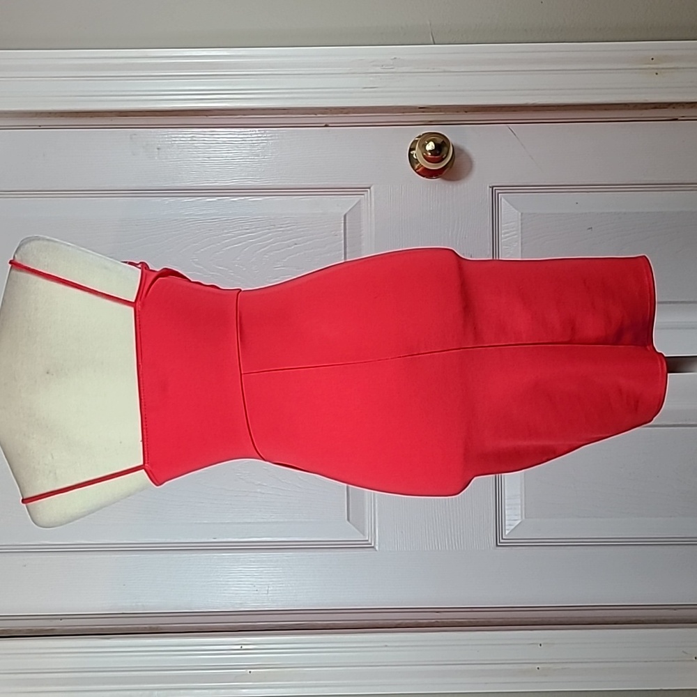 Lulu's Tulip Style Dress - Picture 4 of 10